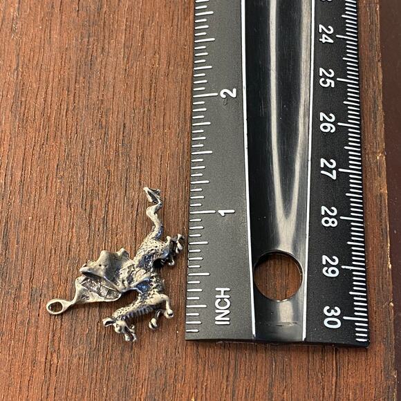Vintage 925 Sterling Silver Large Dragon Mythical Creature Pendant Charm - Picture 3 of 5